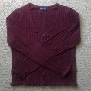 GAP Crocheted Cotton V- neck Cardigan Sweater. NWOT.